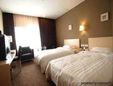Super 8 Anyang Hong Qi Road Hotel Habitación foto